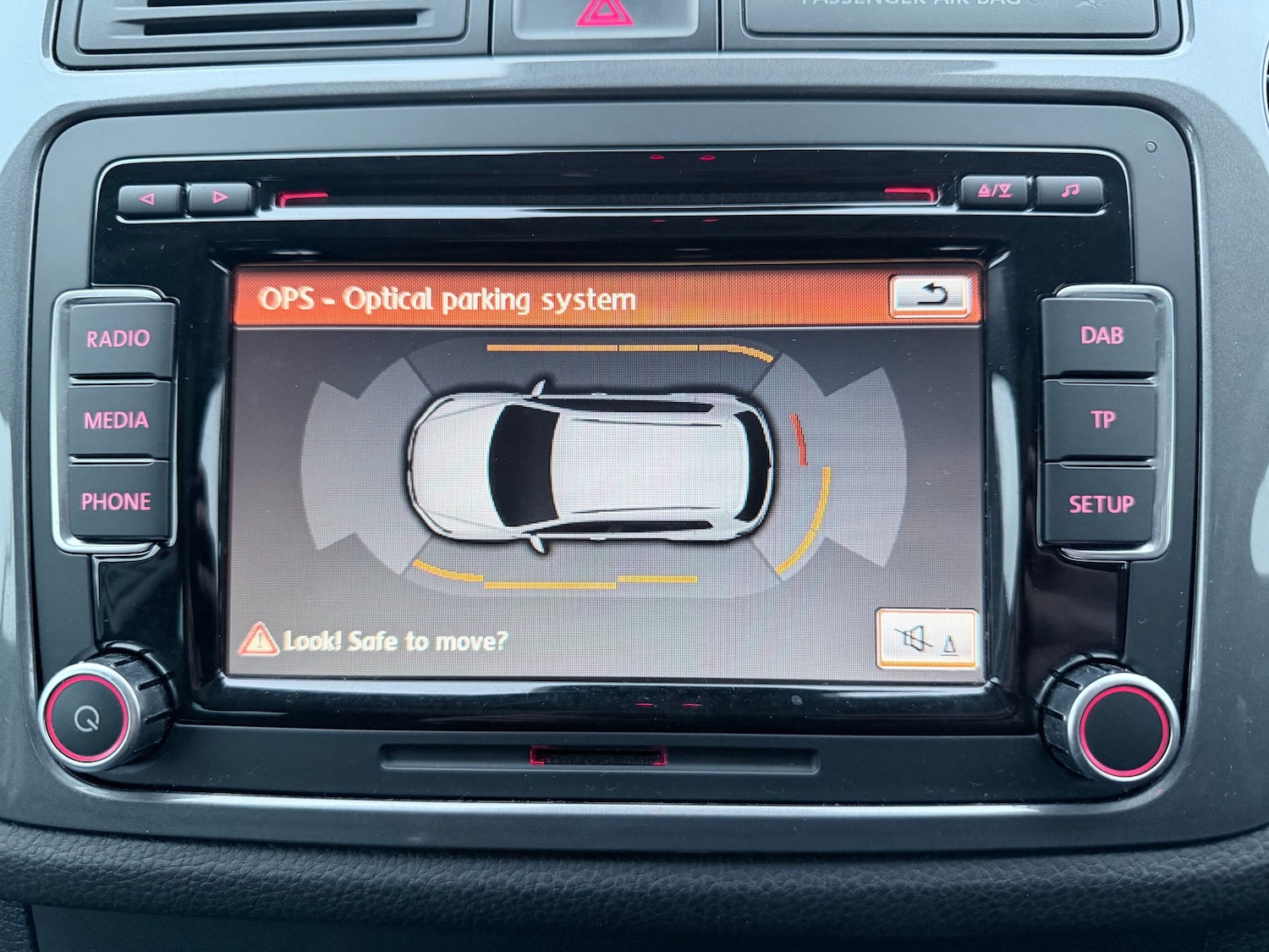 Used Volkswagen Tiguan 2012 for sale - 76948606: Photo 12