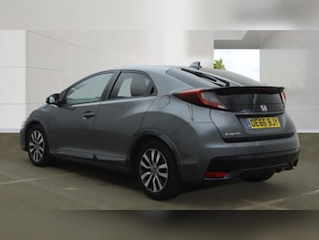 Used Honda Civic 2016 for sale - 79082609: Photo