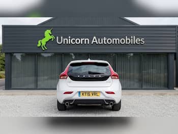 Used Volvo V40 2016 for sale - 79683498: Photo