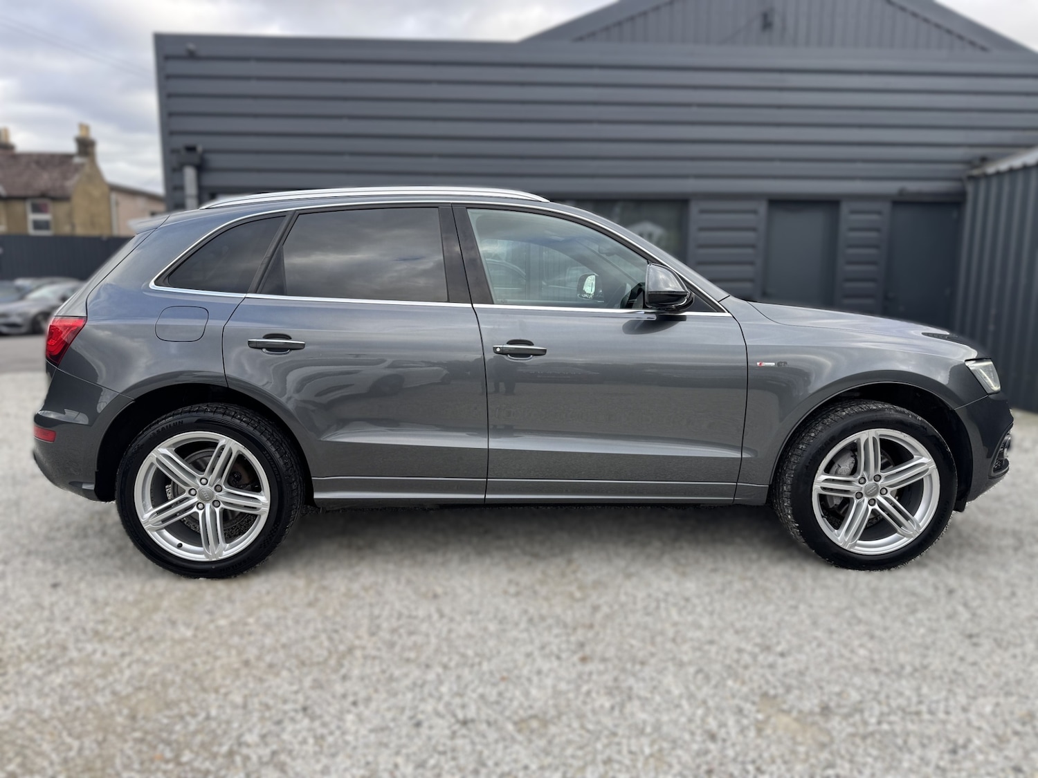 Used Audi Q5 2016 for sale - 76172735: Photo 2