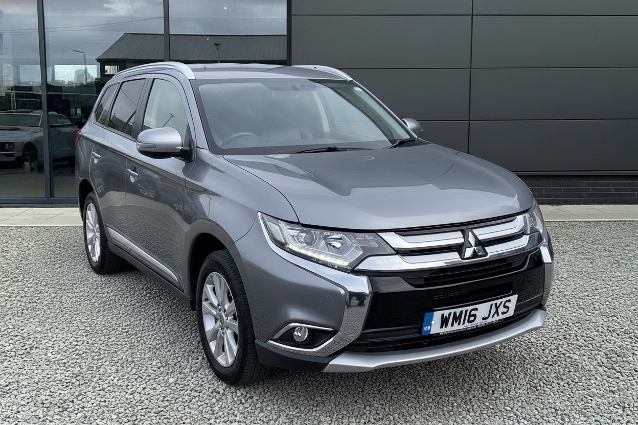 Used Mitsubishi Outlander 2016 for sale - 77702648: Photo 1