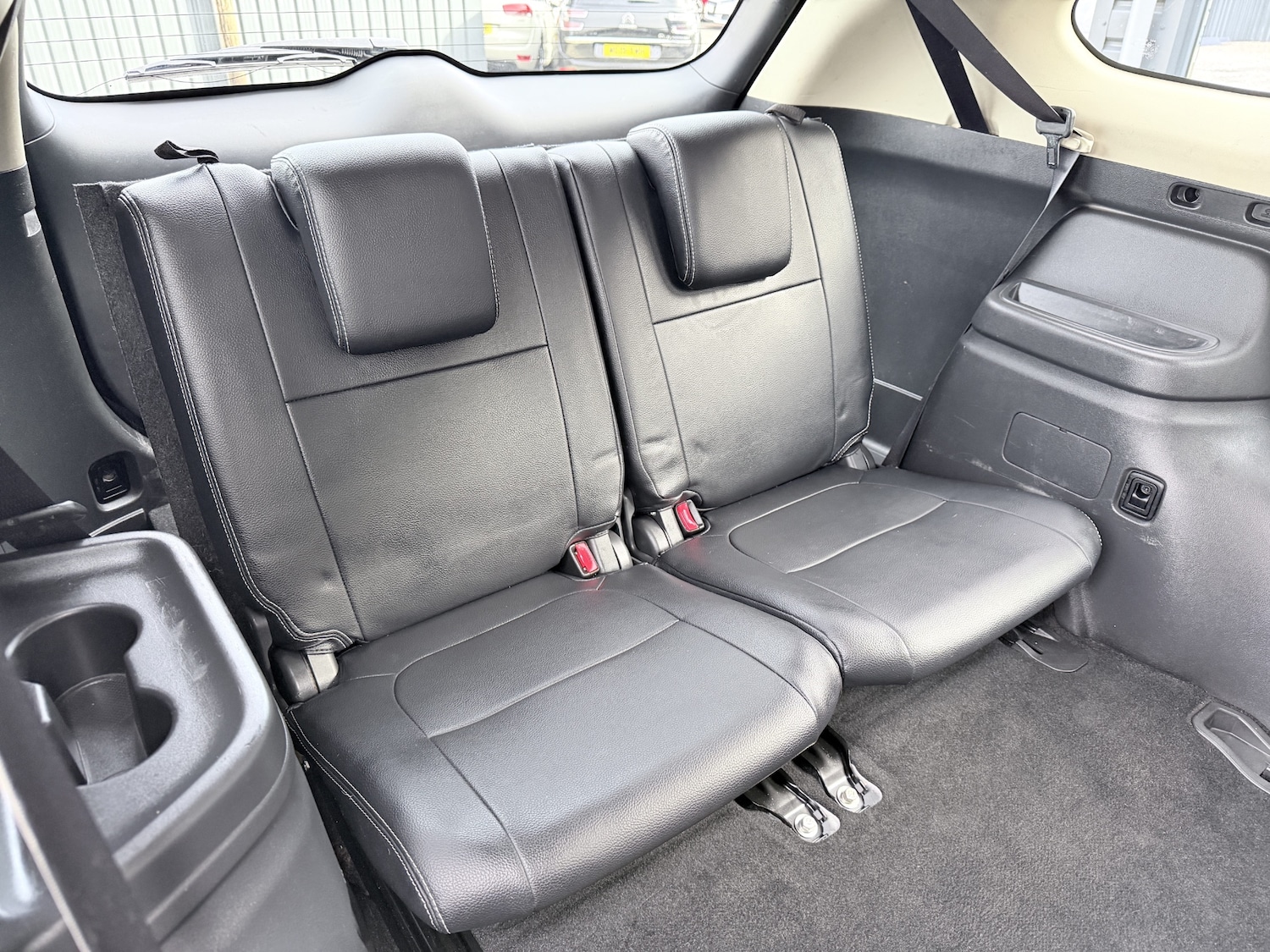 Used Mitsubishi Outlander 2016 for sale - 77702648: Photo 12