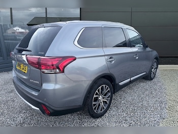 Used Mitsubishi Outlander 2016 for sale - 77702648: Photo