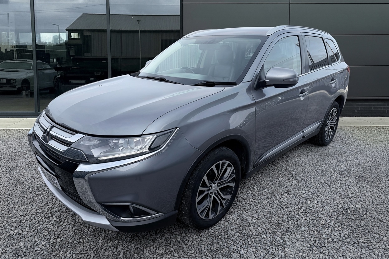 Used Mitsubishi Outlander 2016 for sale - 77702648: Photo 7