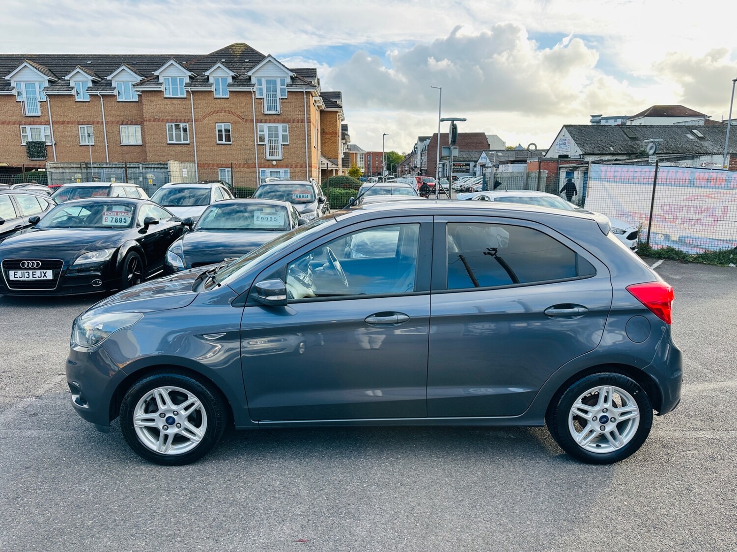 Used Ford Ka+ 2017 for sale - 76618939: Photo 7