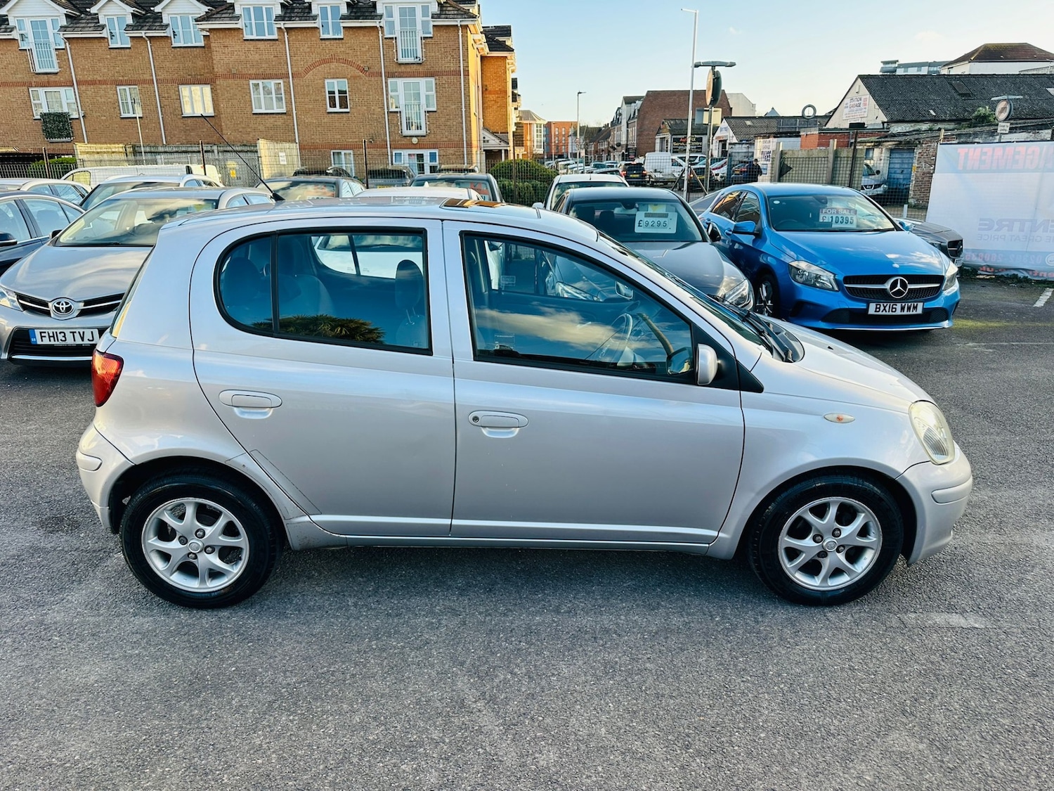 Used Toyota Yaris 2004 for sale - 77889383: Photo 13
