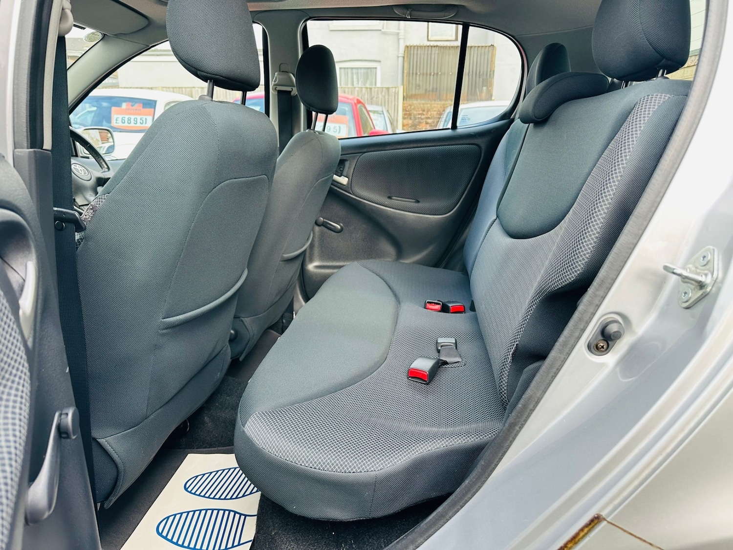 Used Toyota Yaris 2004 for sale - 77889383: Photo 20