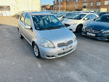 Used Toyota Yaris 2004 for sale - 77889383: Photo