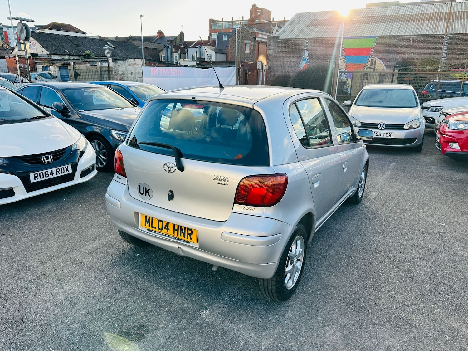 Used Toyota Yaris 2004 for sale - 77889383: Photo 9