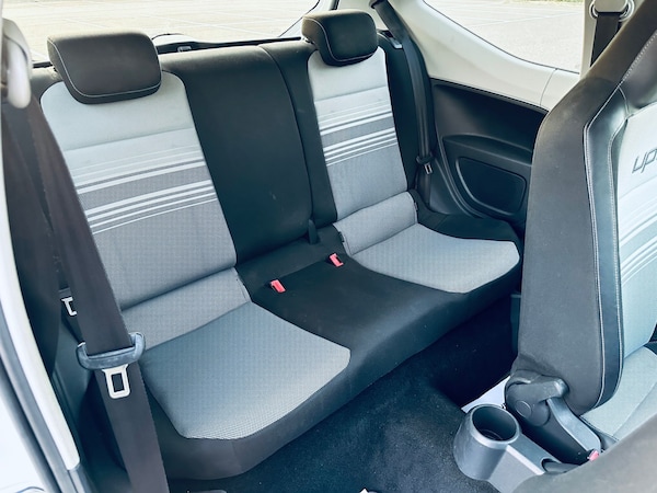 Used Volkswagen up! 2012 for sale - 72120393: Photo 19
