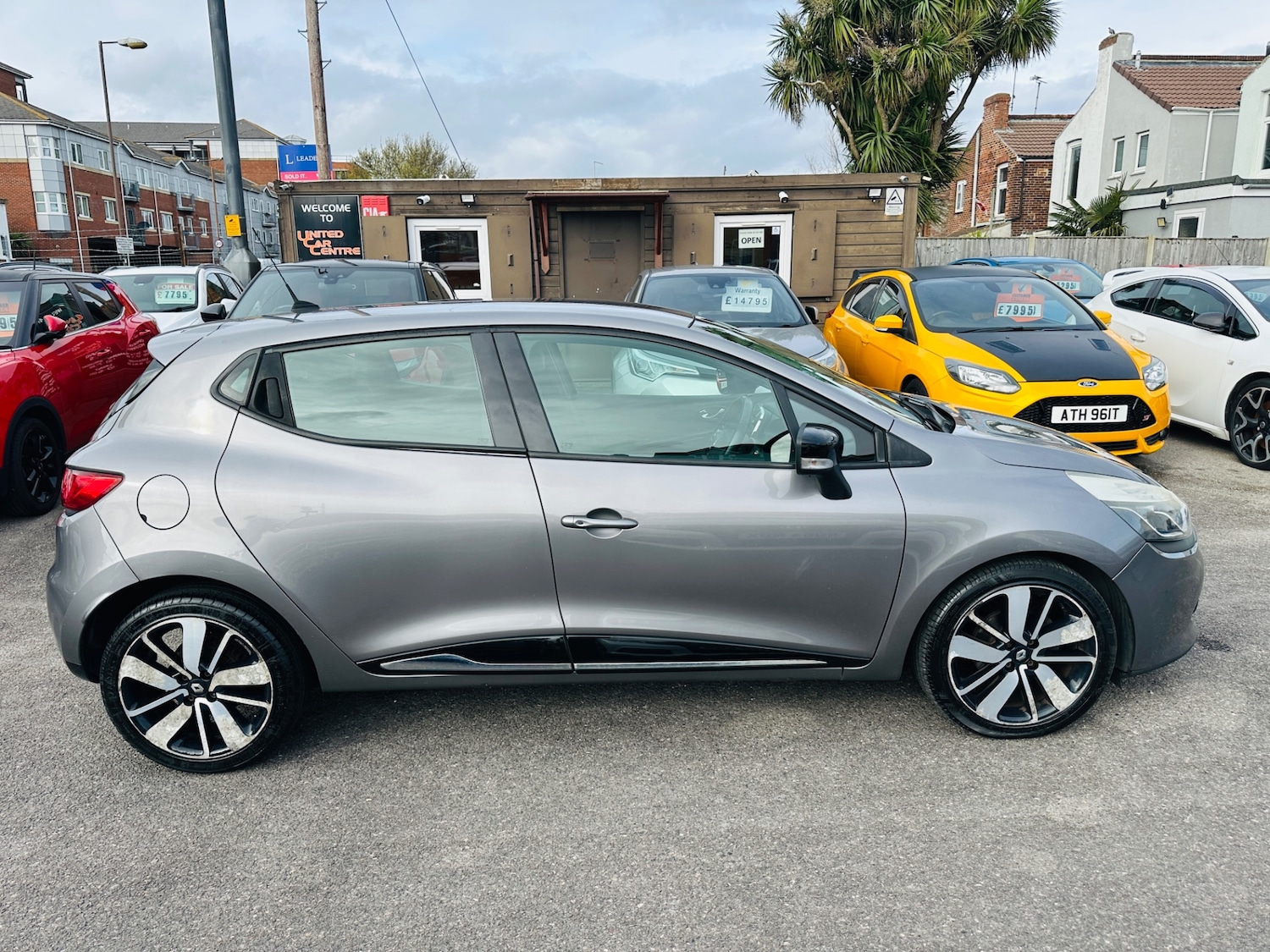 Used Renault Clio 2013 for sale - 77934493: Photo 14