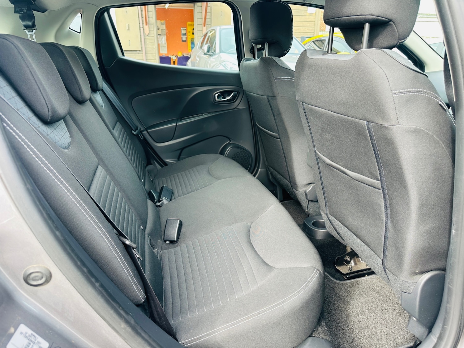 Used Renault Clio 2013 for sale - 77934493: Photo 17