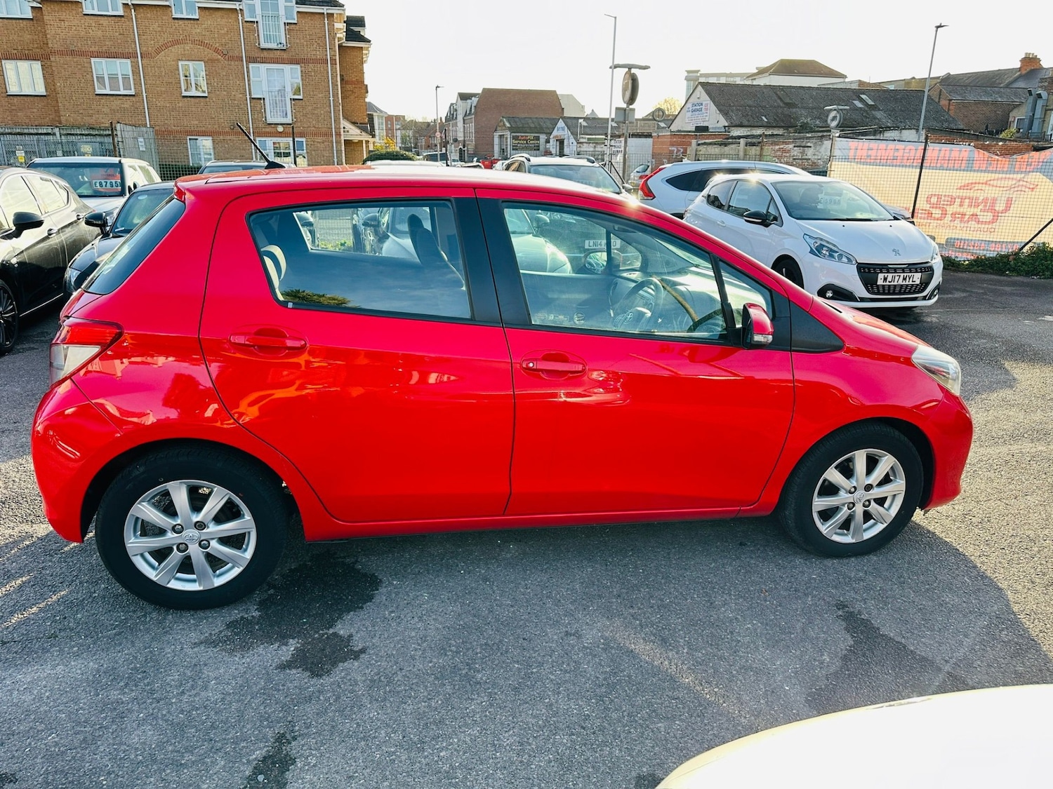 Used Toyota Yaris 2012 for sale - 77210967: Photo 13
