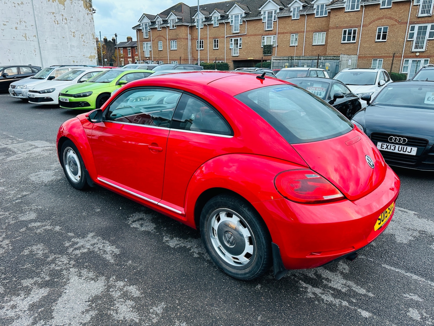Used Volkswagen Beetle 2015 for sale - 76618933: Photo 11