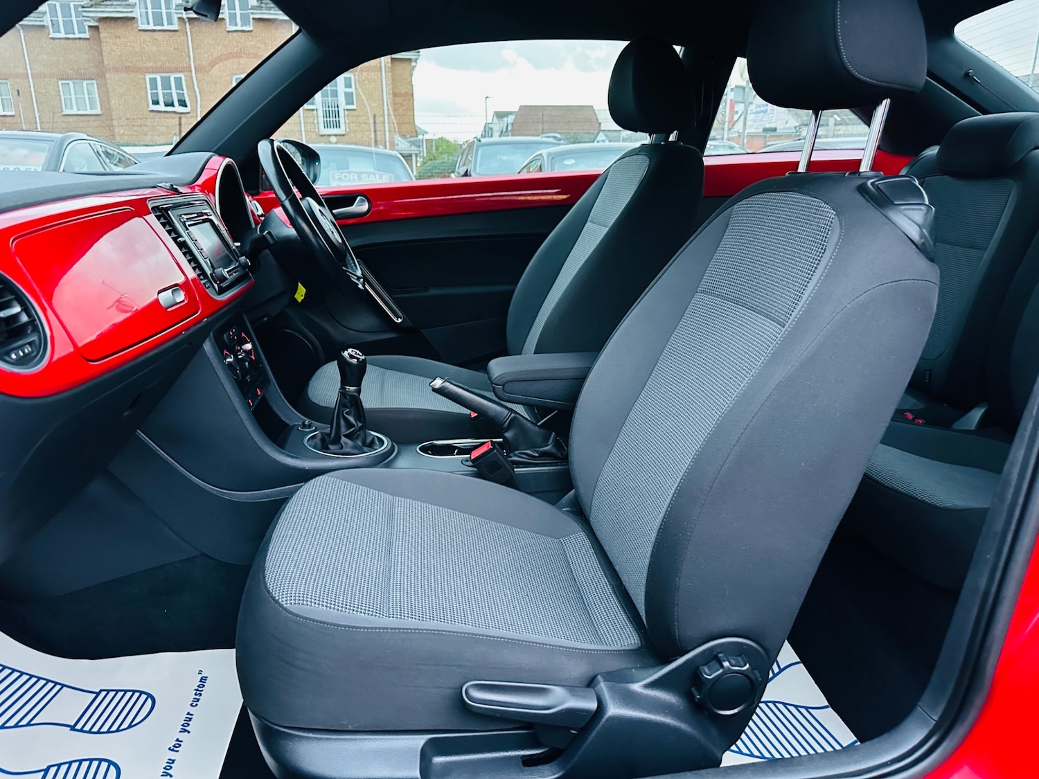 Used Volkswagen Beetle 2015 for sale - 76618933: Photo 16