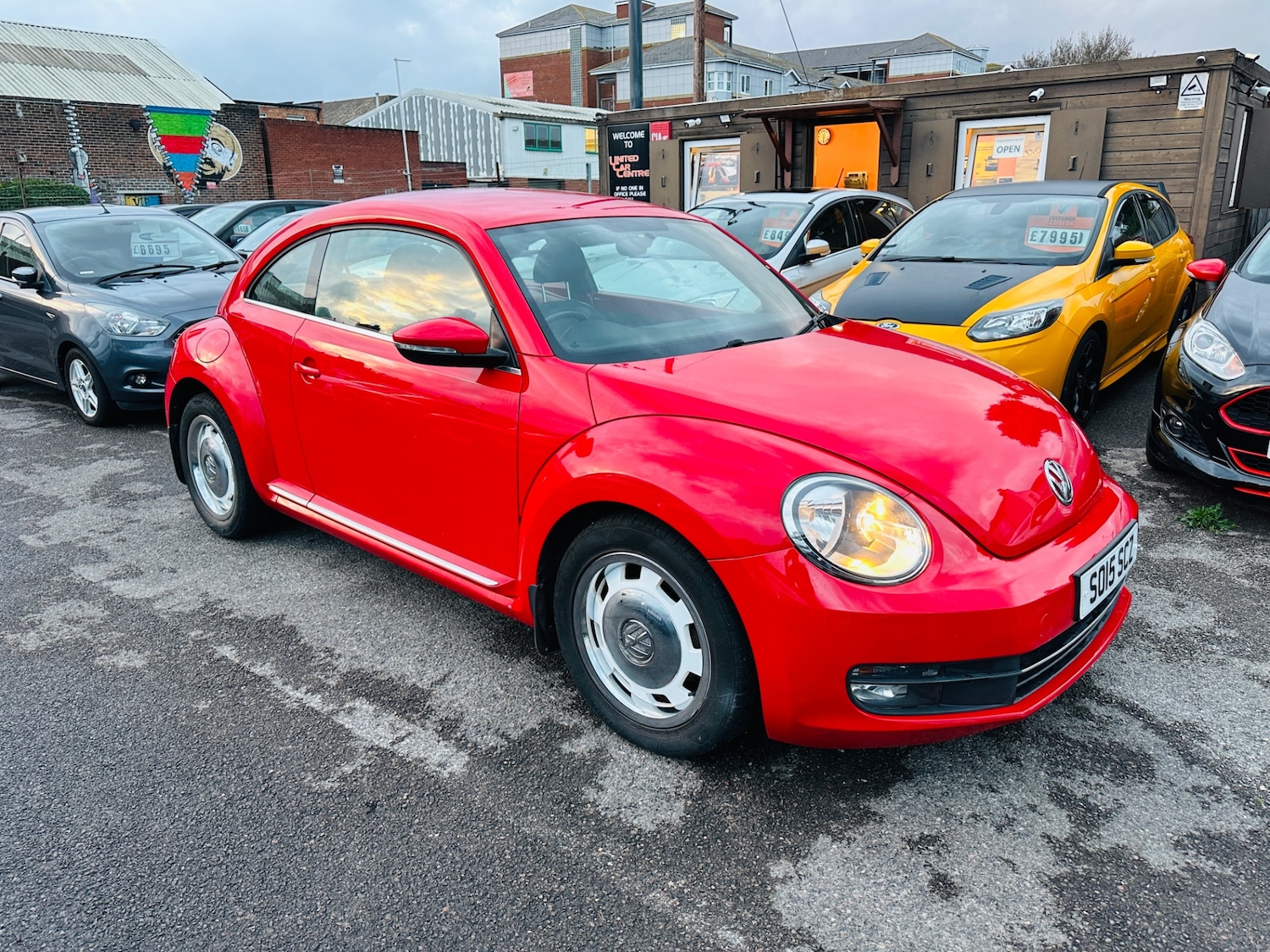 Used Volkswagen Beetle 2015 for sale - 76618933: Photo 4