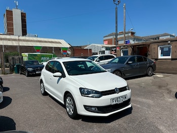Used Volkswagen Polo 2013 for sale - 79163142: Photo