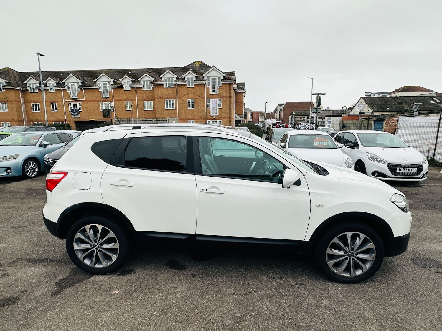 Used Nissan Qashqai 2014 for sale - 77165464: Photo 5
