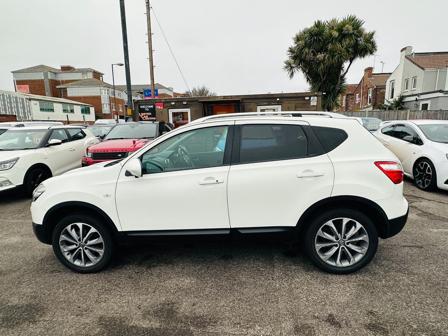 Used Nissan Qashqai 2014 for sale - 77165464: Photo 6