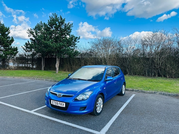 Used Hyundai i30 2010 for sale - 75463249: Photo 3