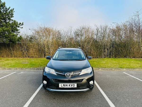 Used Toyota RAV4 2014 for sale - 74823759: Photo 2