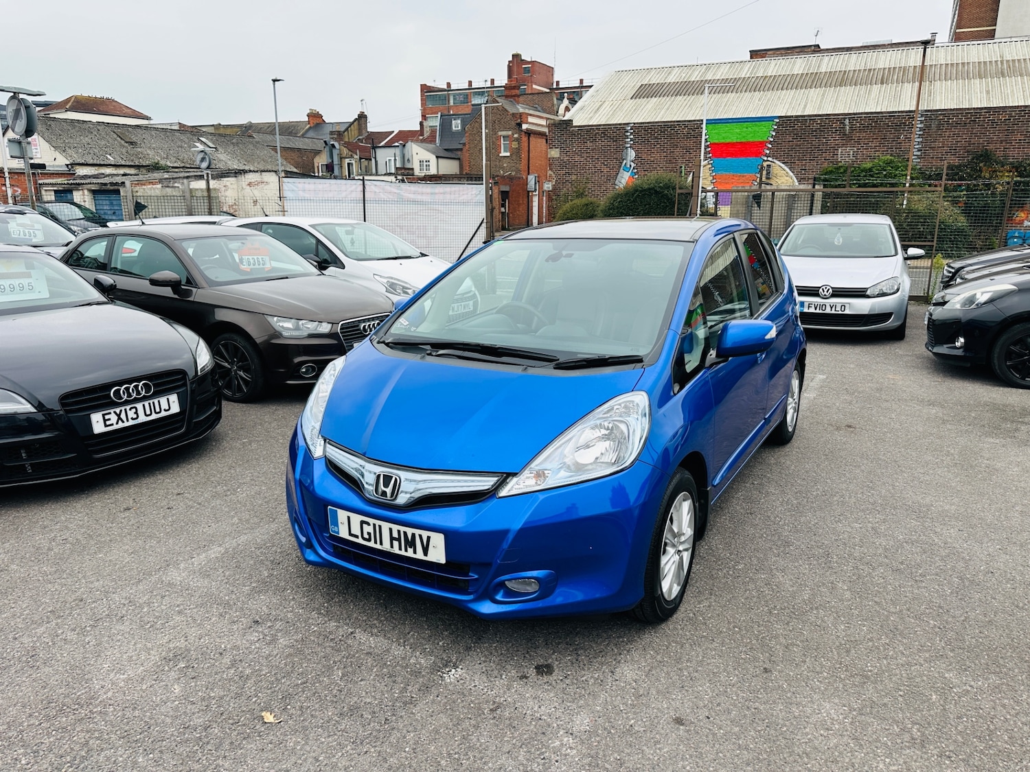 Used Honda Jazz 2011 for sale - 76625630: Photo 3
