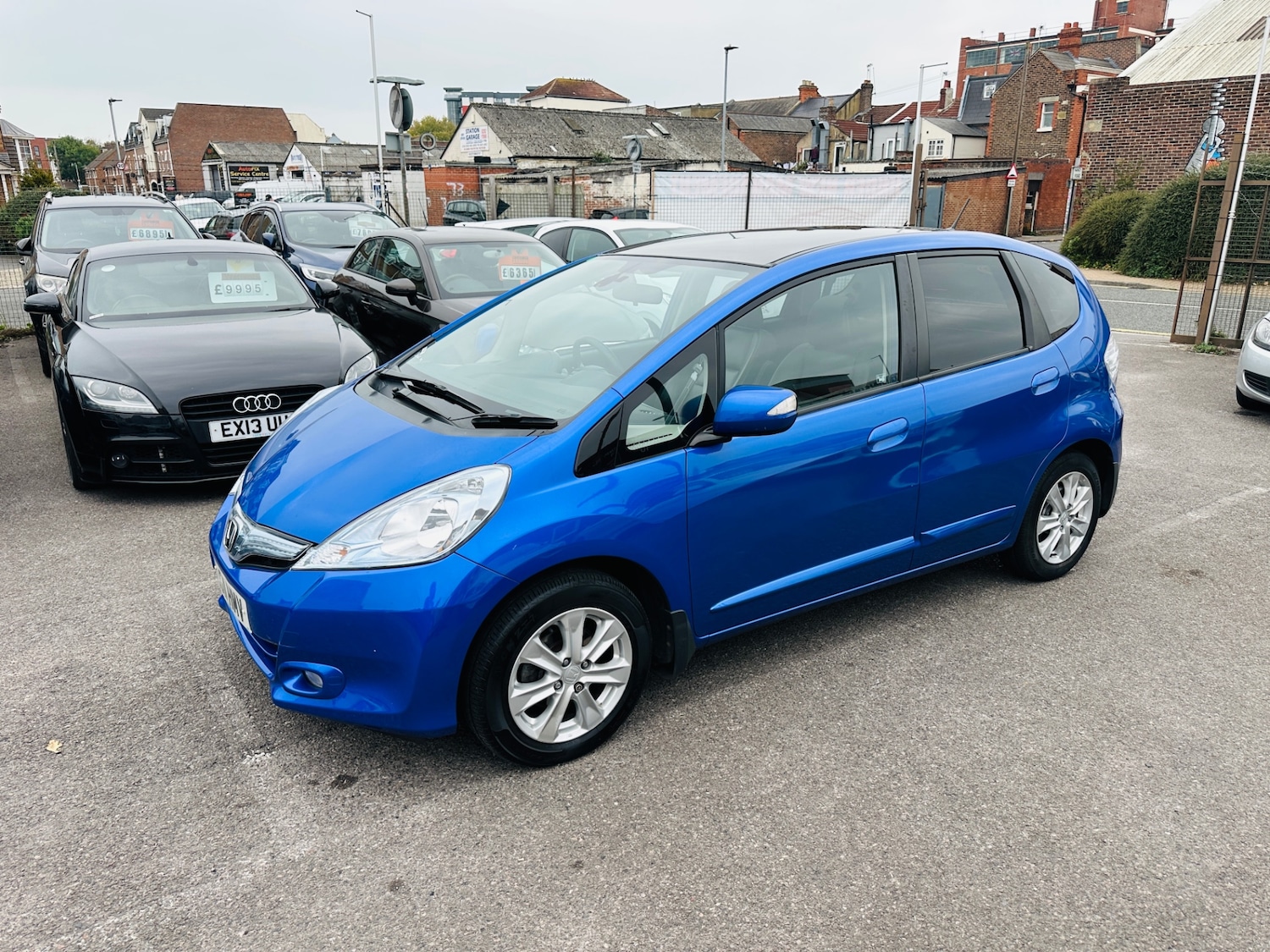 Used Honda Jazz 2011 for sale - 76625630: Photo 5