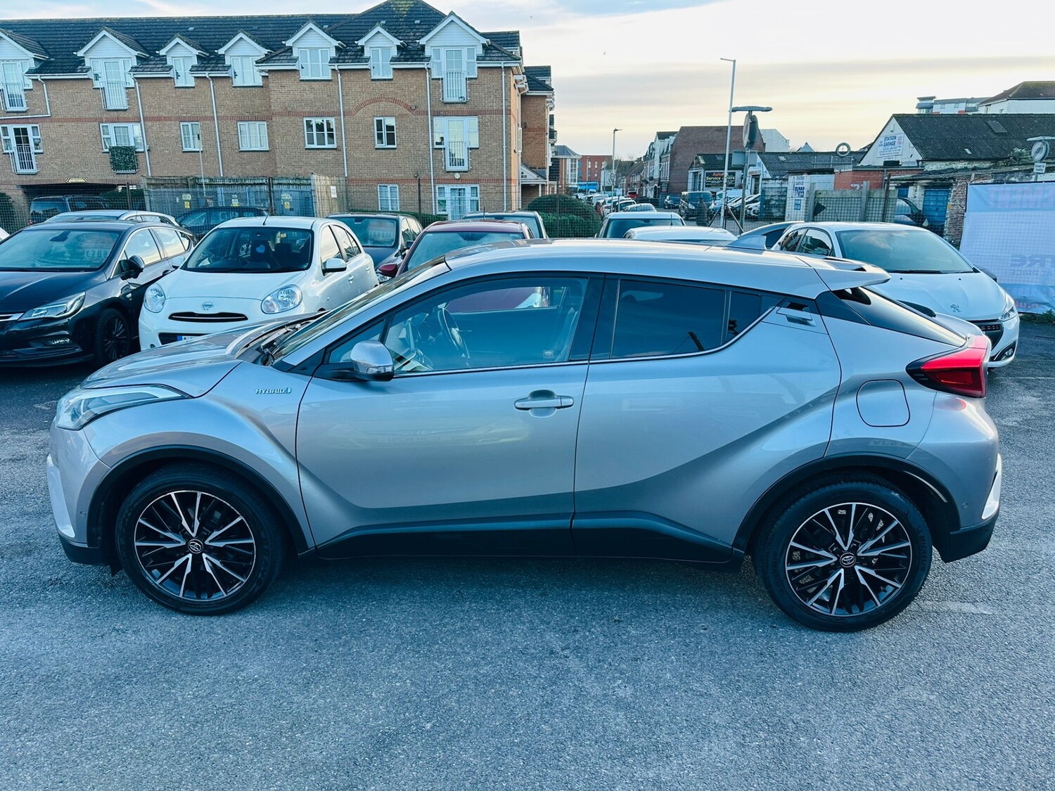 Used Toyota C-HR 2017 for sale - 77492983: Photo 16