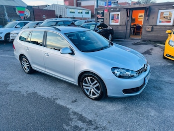 Used Volkswagen Golf 2013 for sale - 77492998: Photo