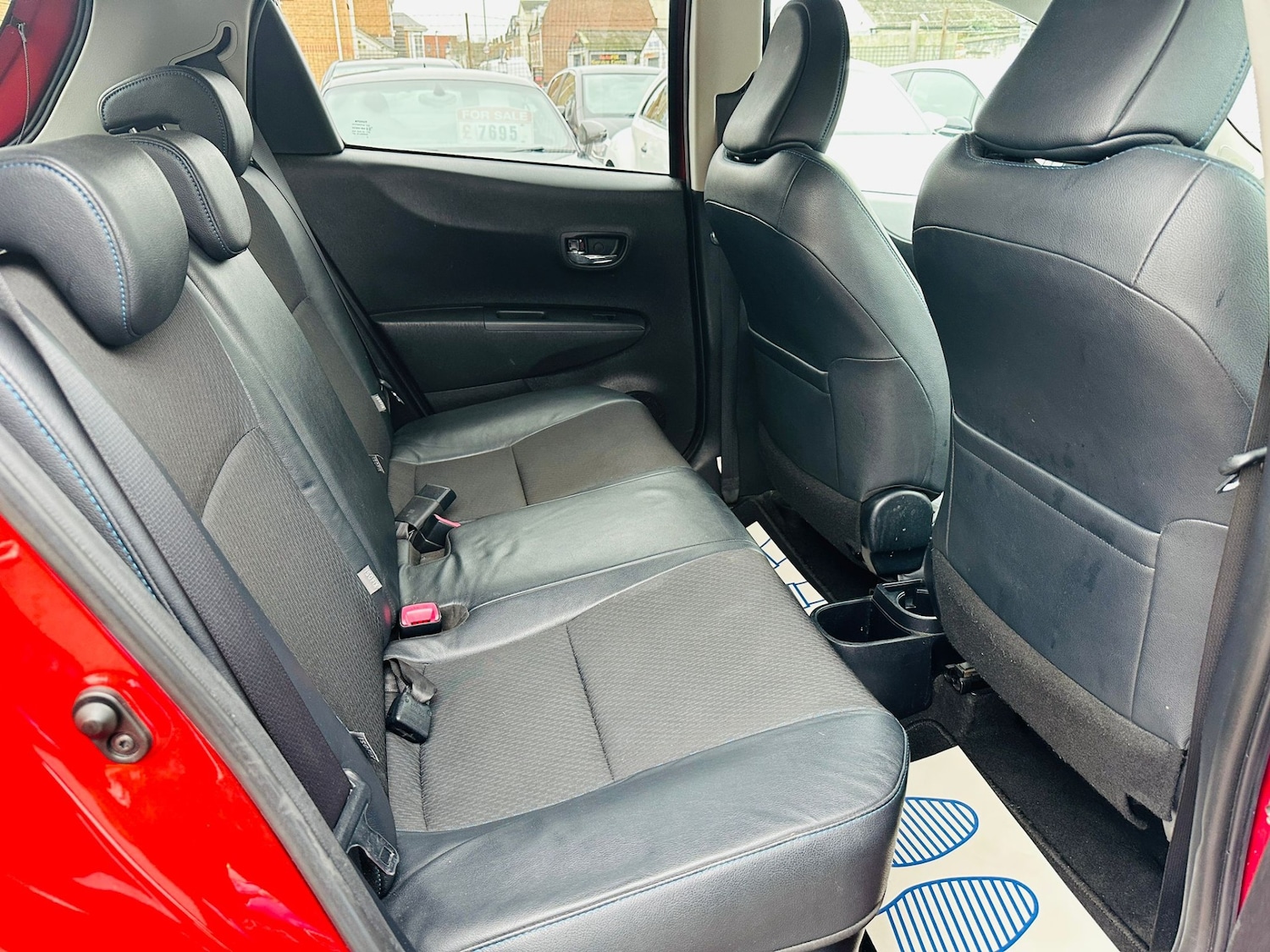 Used Toyota Yaris 2013 for sale - 77165174: Photo 18