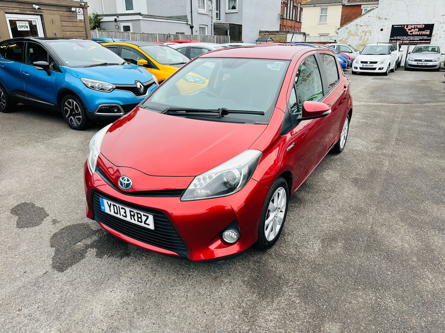 Used Toyota Yaris 2013 for sale - 77165174: Photo 2