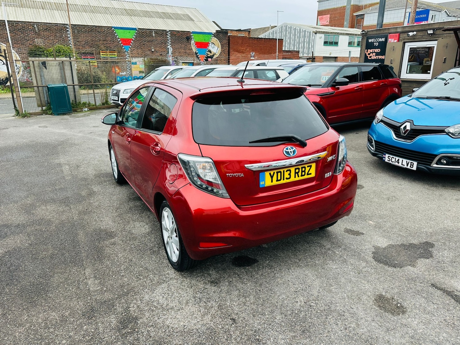 Used Toyota Yaris 2013 for sale - 77165174: Photo 9