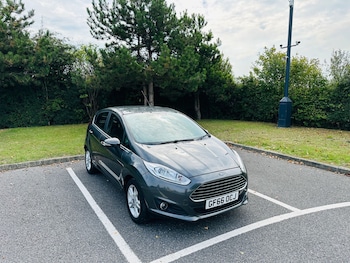 2016 (66) - 1.25 82 Zetec 5dr