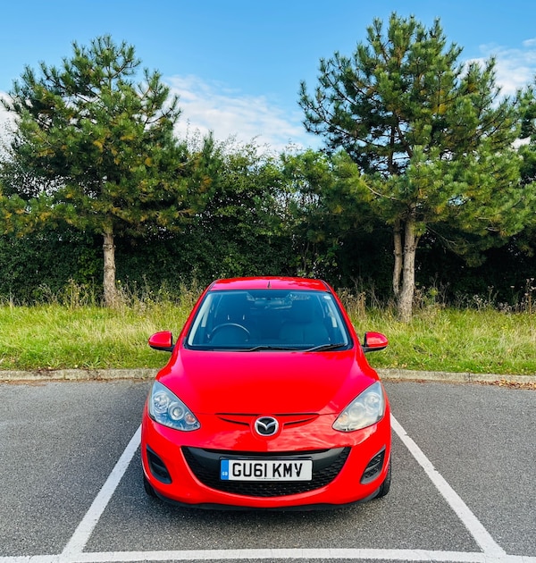 Used Mazda Mazda2 2011 for sale - 72479314: Photo 2