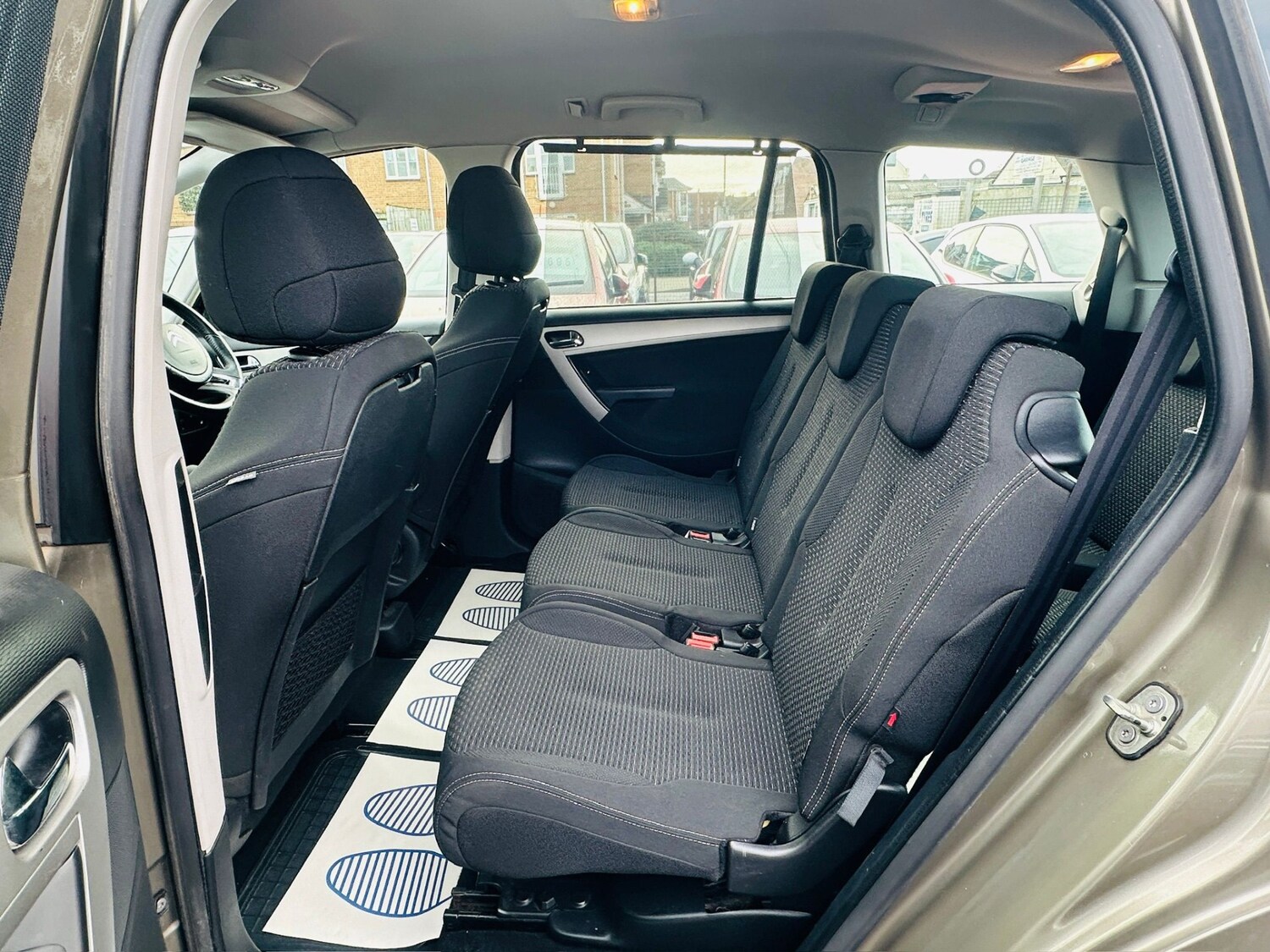 Used Citroen Grand C4 Picasso 2012 for sale - 77570394: Photo 21