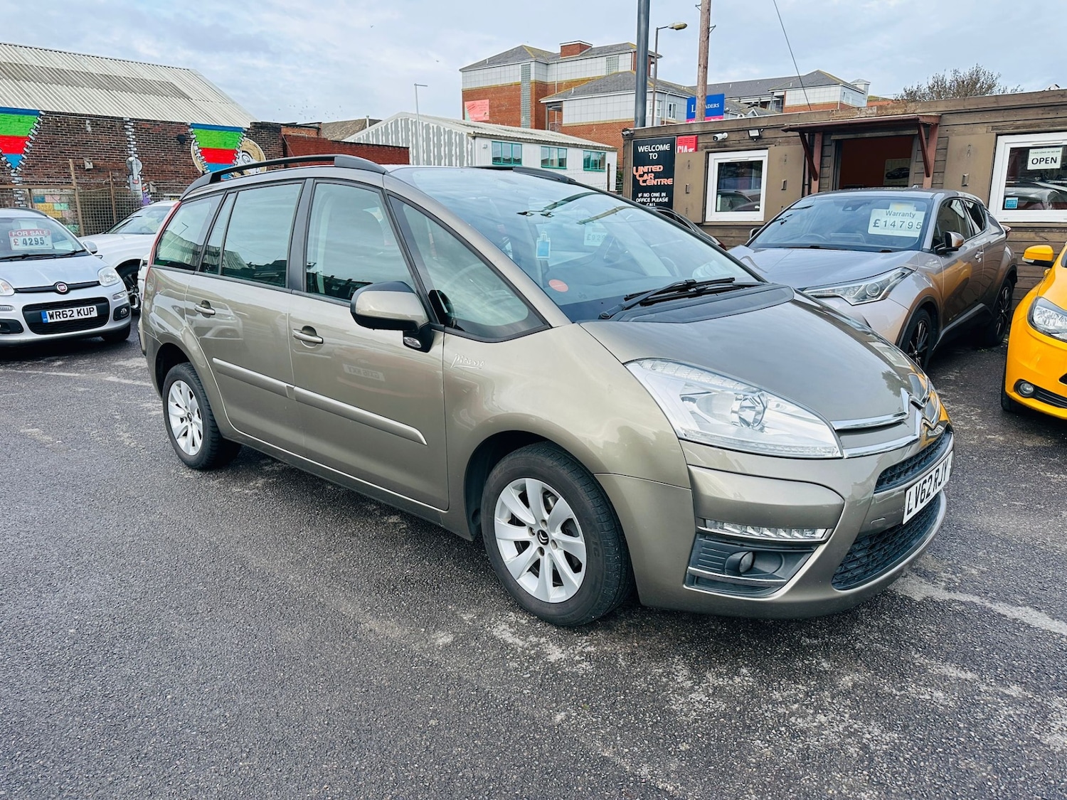 Used Citroen Grand C4 Picasso 2012 for sale - 77570394: Photo 8
