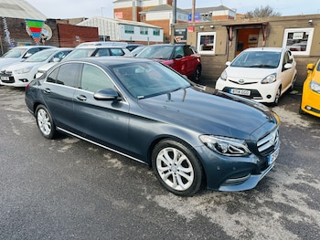 Used Mercedes-Benz C Class 2014 for sale - 77406475: Photo