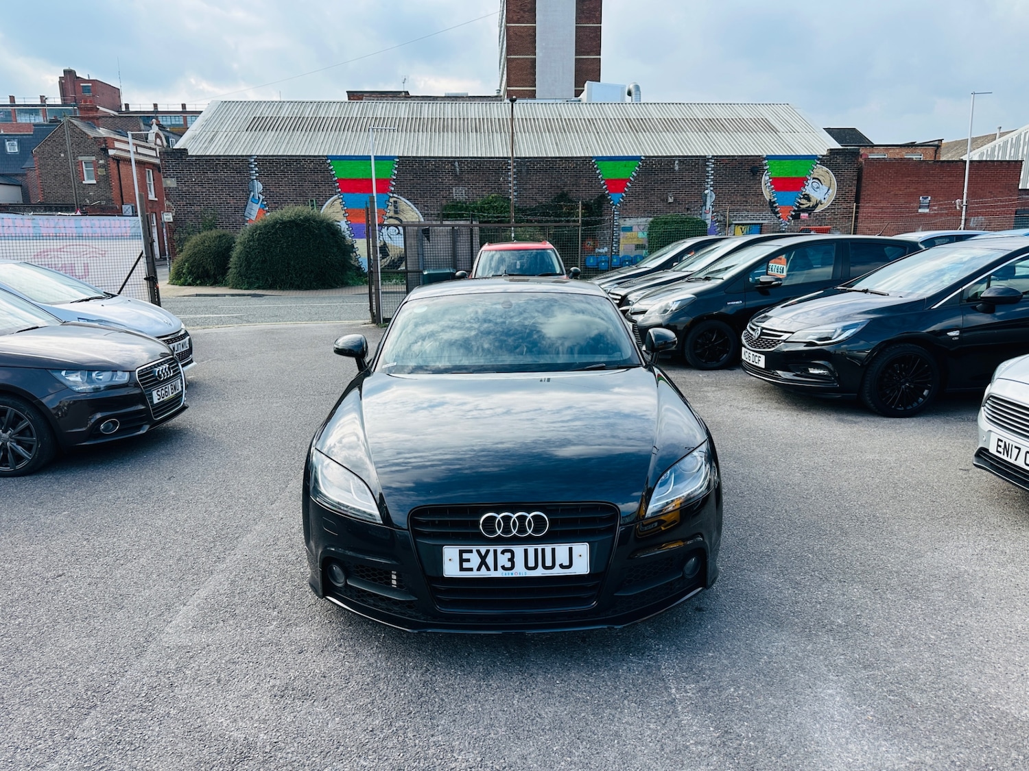 Used Audi TT 2013 for sale - 76652744: Photo 2