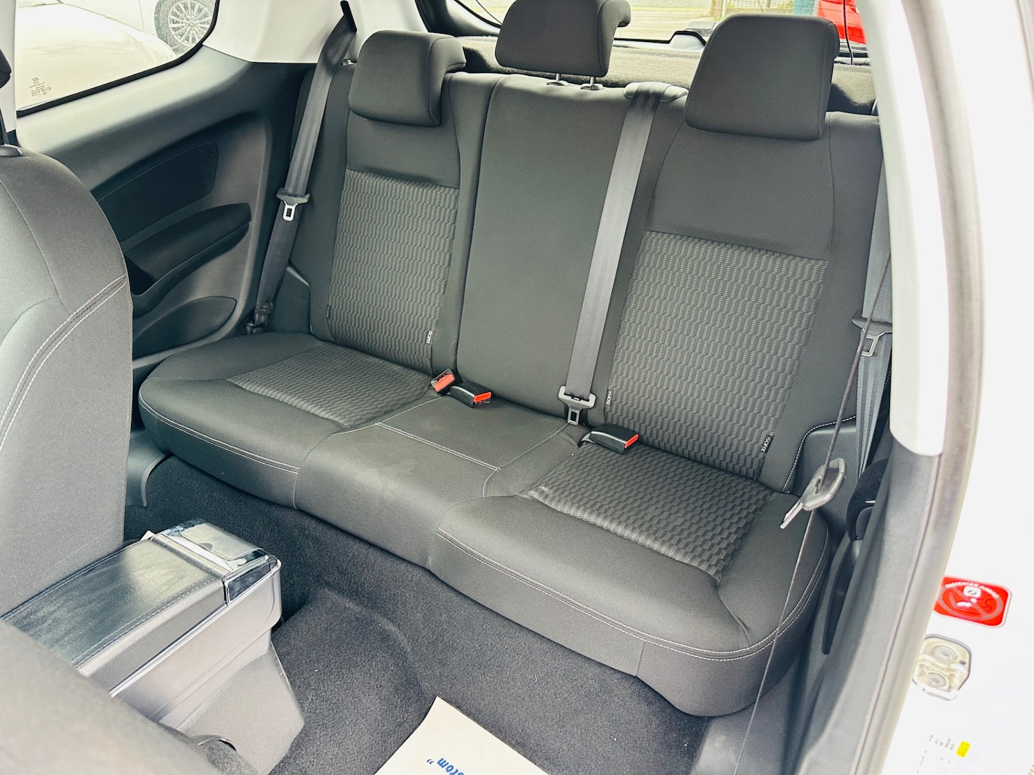 Used Peugeot 208 2017 for sale - 76693897: Photo 18