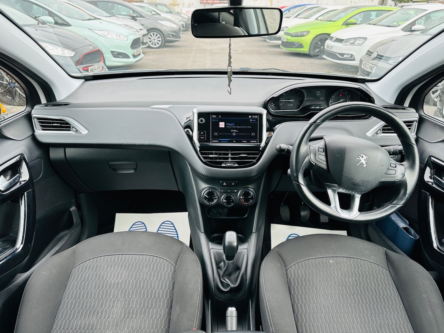 Used Peugeot 208 2017 for sale - 76693897: Photo 19