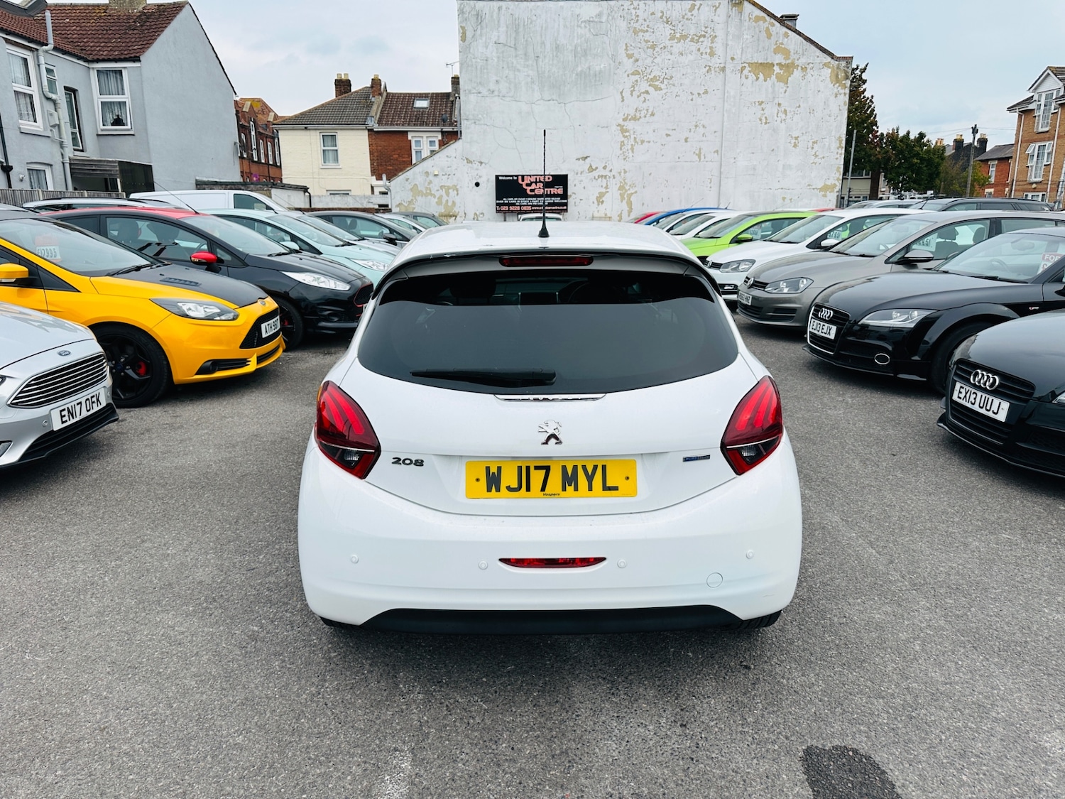 Used Peugeot 208 2017 for sale - 76693897: Photo 9