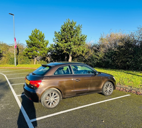 Used Audi A1 2011 for sale - 72978850: Photo 11