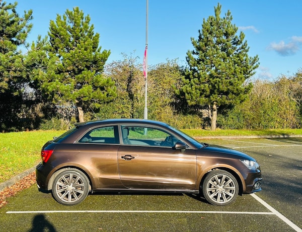 Used Audi A1 2011 for sale - 72978850: Photo 4
