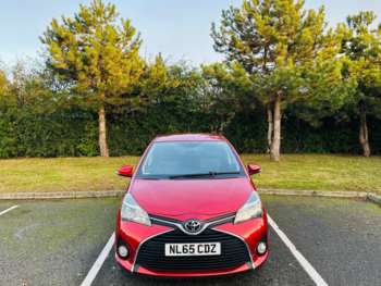 Used Toyota Yaris 2015 for sale - 72743460: Photo