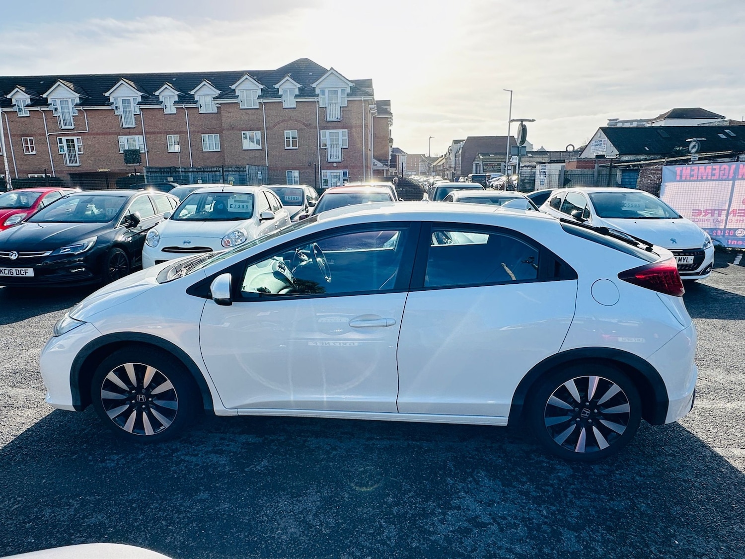 Used Honda Civic 2014 for sale - 77563477: Photo 12