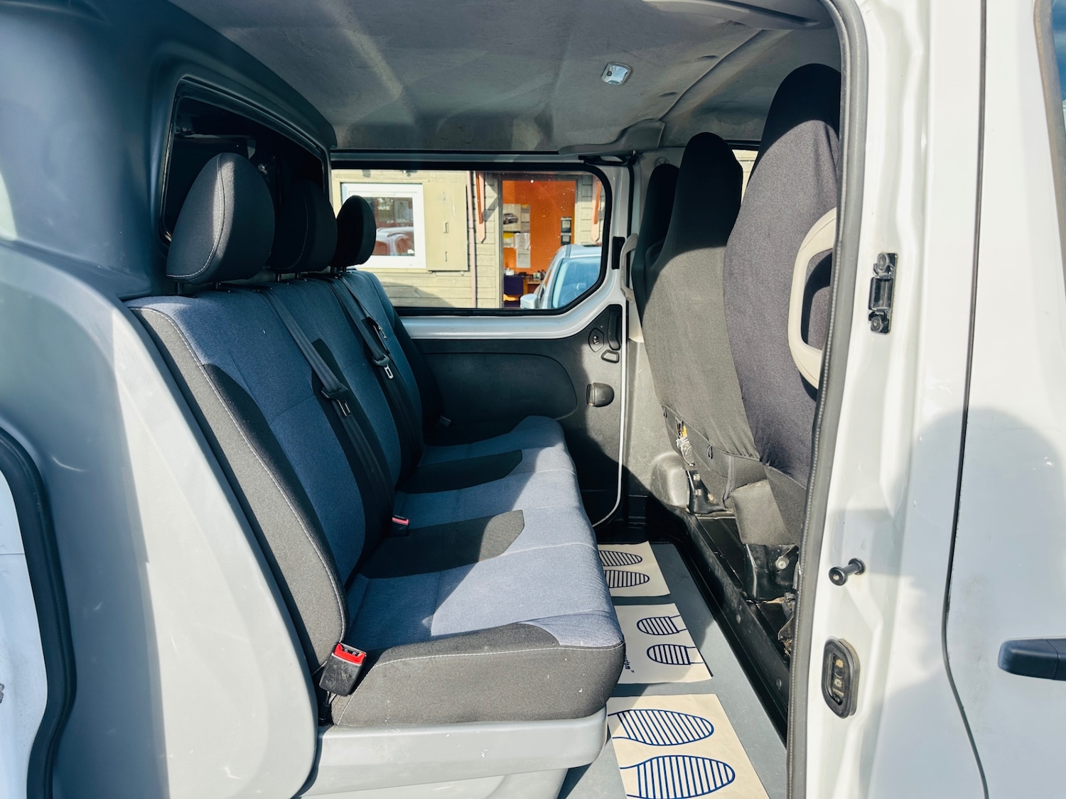 Used Vauxhall Vivaro 2018 for sale - 76618922: Photo 17