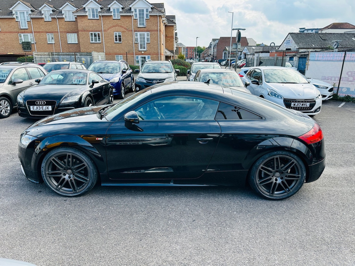 Used Audi TT 2013 for sale - 77636204: Photo 4