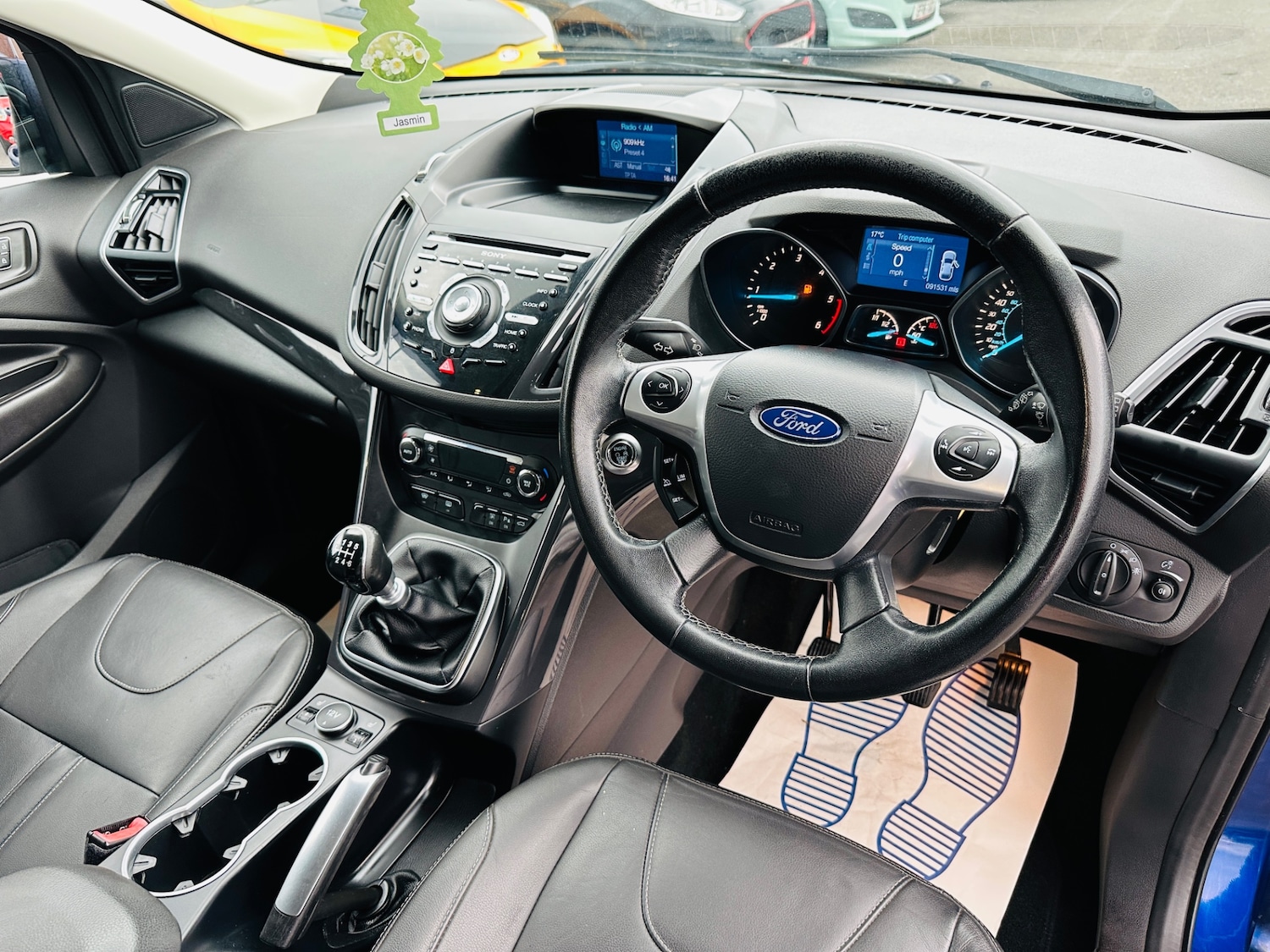 Used Ford Kuga 2014 for sale - 76652733: Photo 15