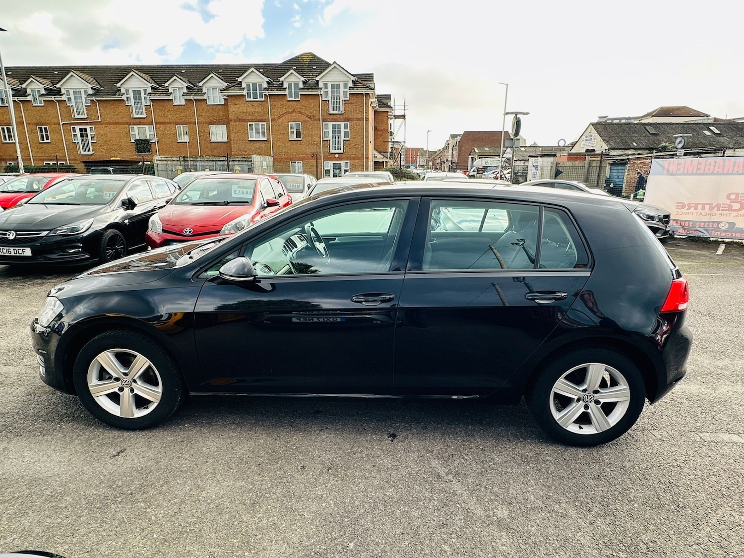 Used Volkswagen Golf 2014 for sale - 77797728: Photo 15