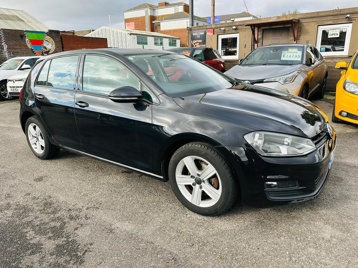 Used Volkswagen Golf 2014 for sale - 77797728: Photo 3